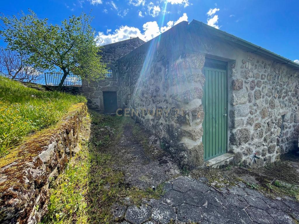 Quinta de Santa Guilha | Tradição, Natureza e Charme em Gouveia - Image 17