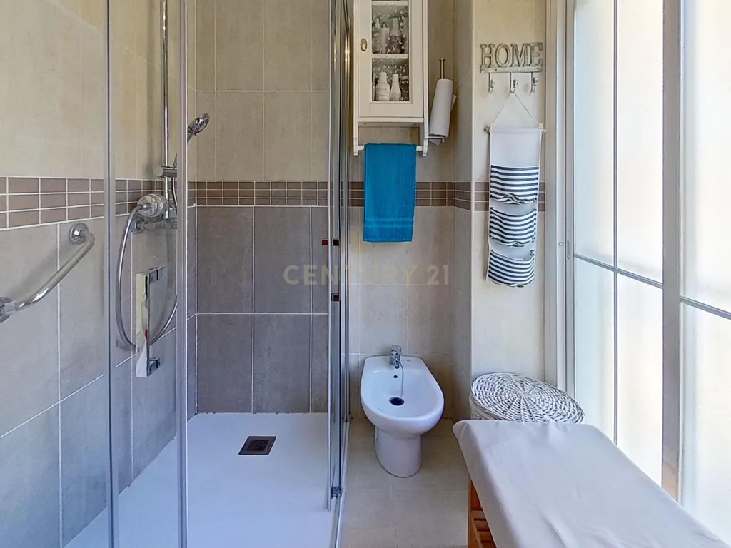 🏙️ APARTAMENTO CONTEMPORÂNEO NO CENTRO DE MÁLAGA · UMA RARIDADE - Image 24
