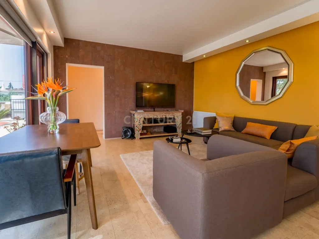 Propriedade com três habitações, piscina aquecida e sauna, num terreno de 10.000 m² - Image 47