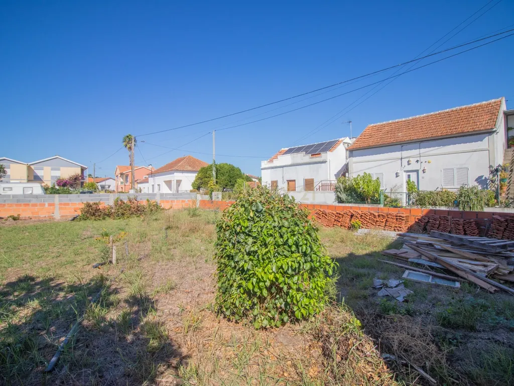 Moradia para renovar com 605 m2 de terreno em Santana, Figueira da Foz. - Image 20