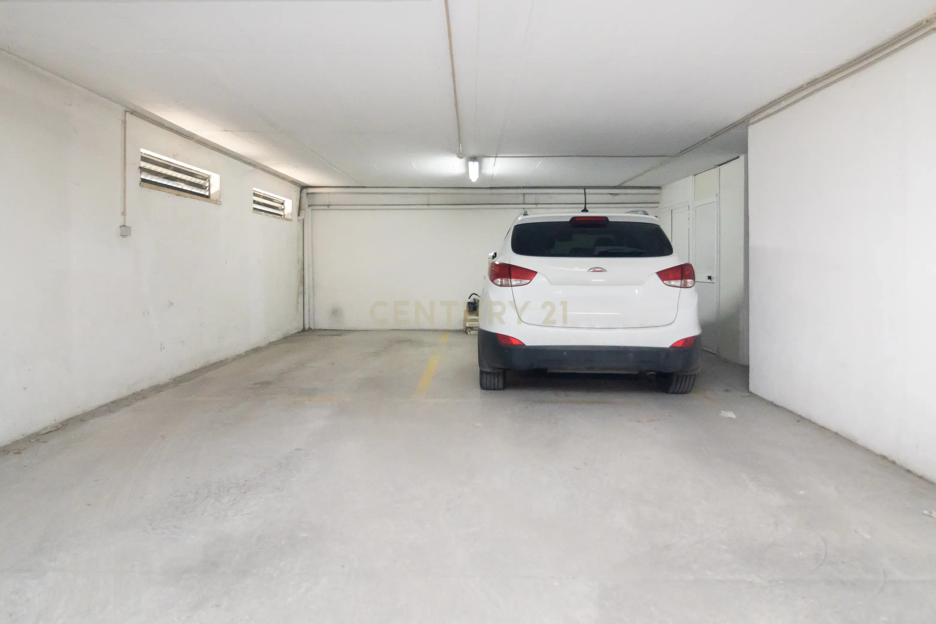 Apartamento T3 nas Colinas da Arrábida - Image 30