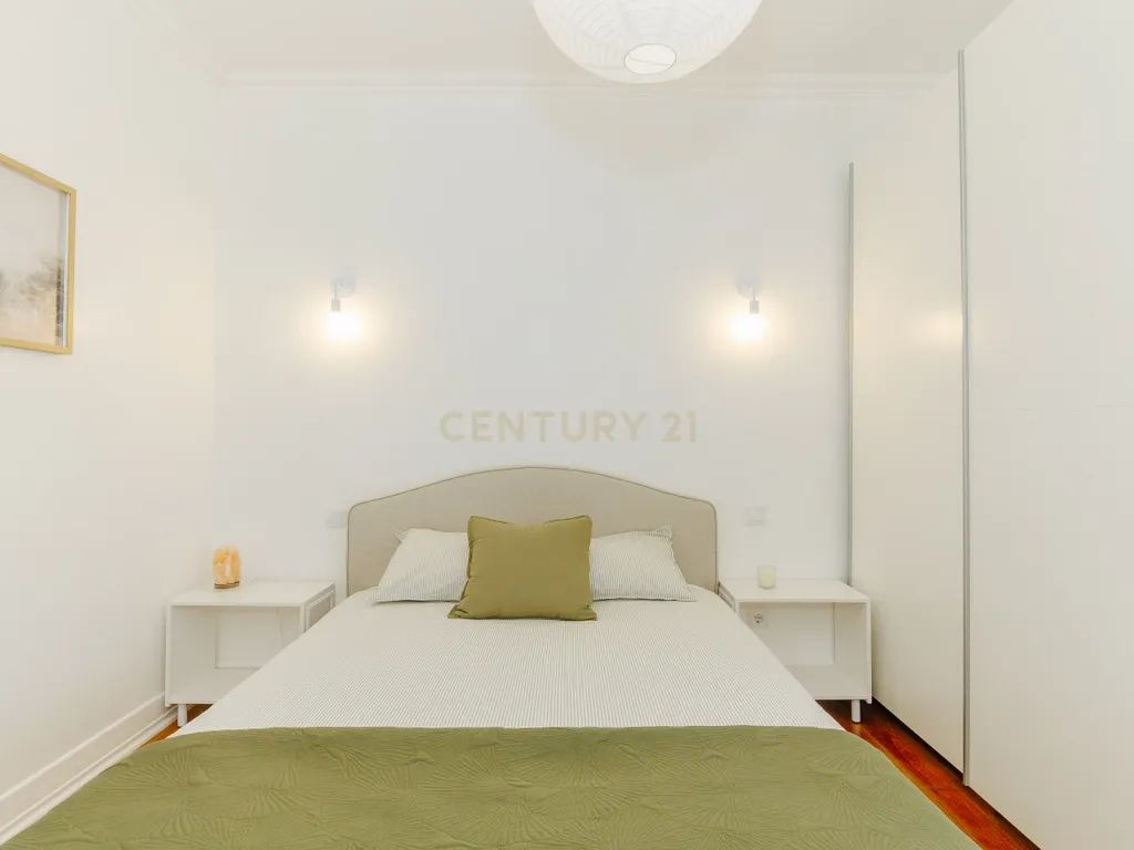 Apartamento T3+1 para Arrendar na Av de Roma completamente Mobilado I Equipado e com utensílios - Image 17
