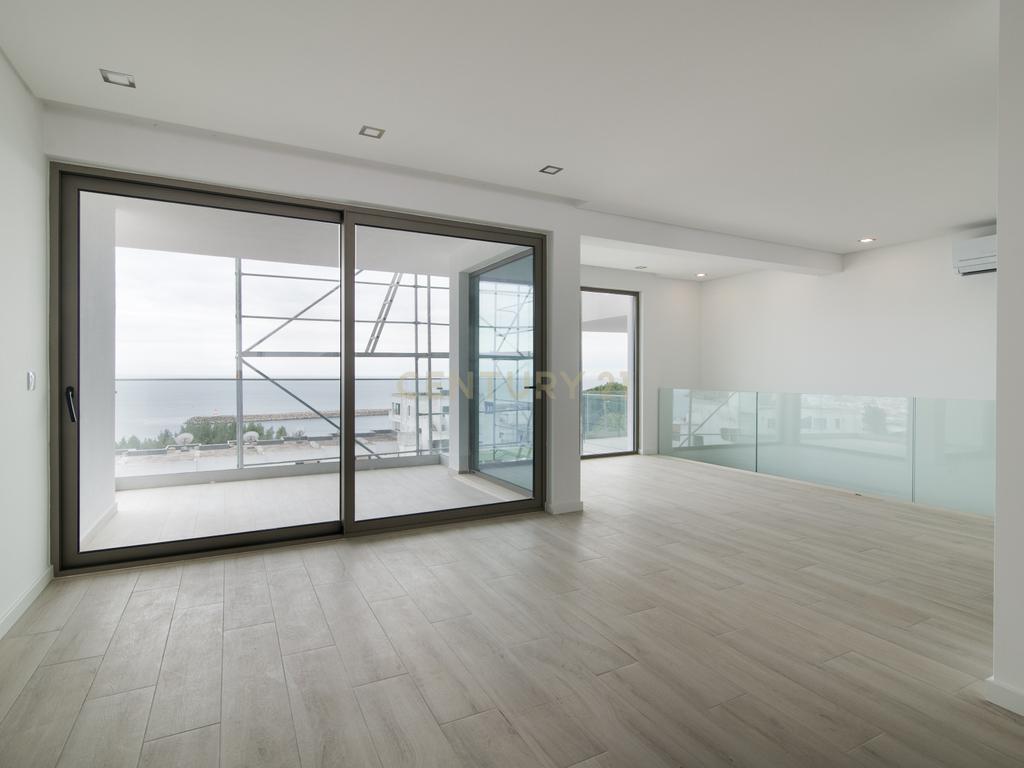 Condomínio Villas d’Ouro – Exclusividade e Conforto no Coração de Sesimbra - Image 11