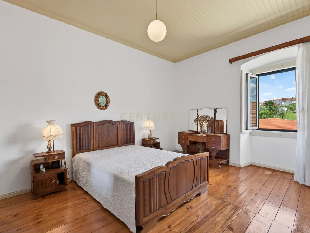 Encantadora Moradia em Tramagal, Abrantes - 5 Quartos - Image 2