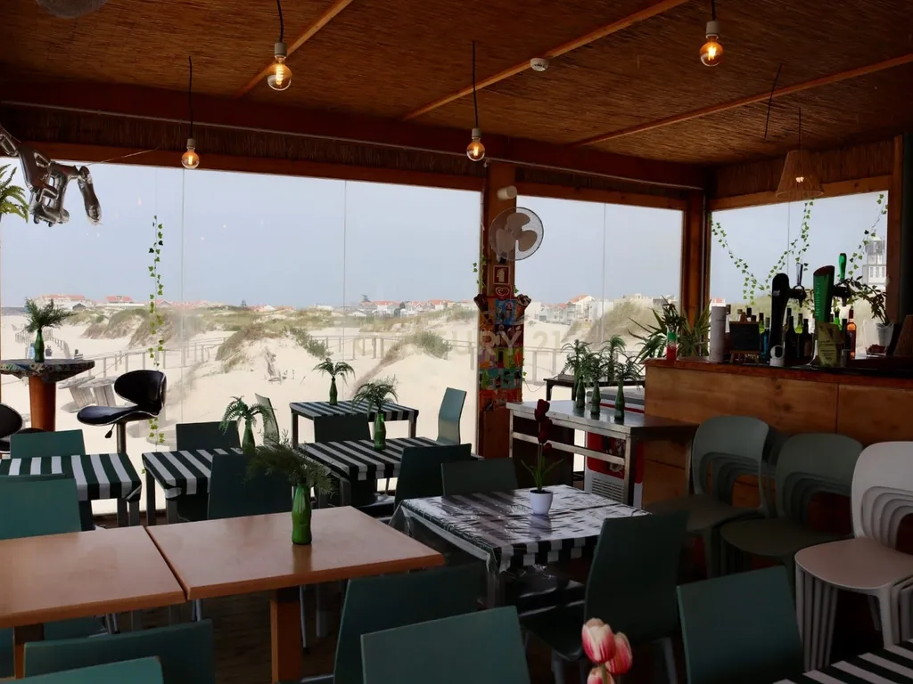 Trespasse de Bar de Praia com Concessão – Costa Nova - Image 2