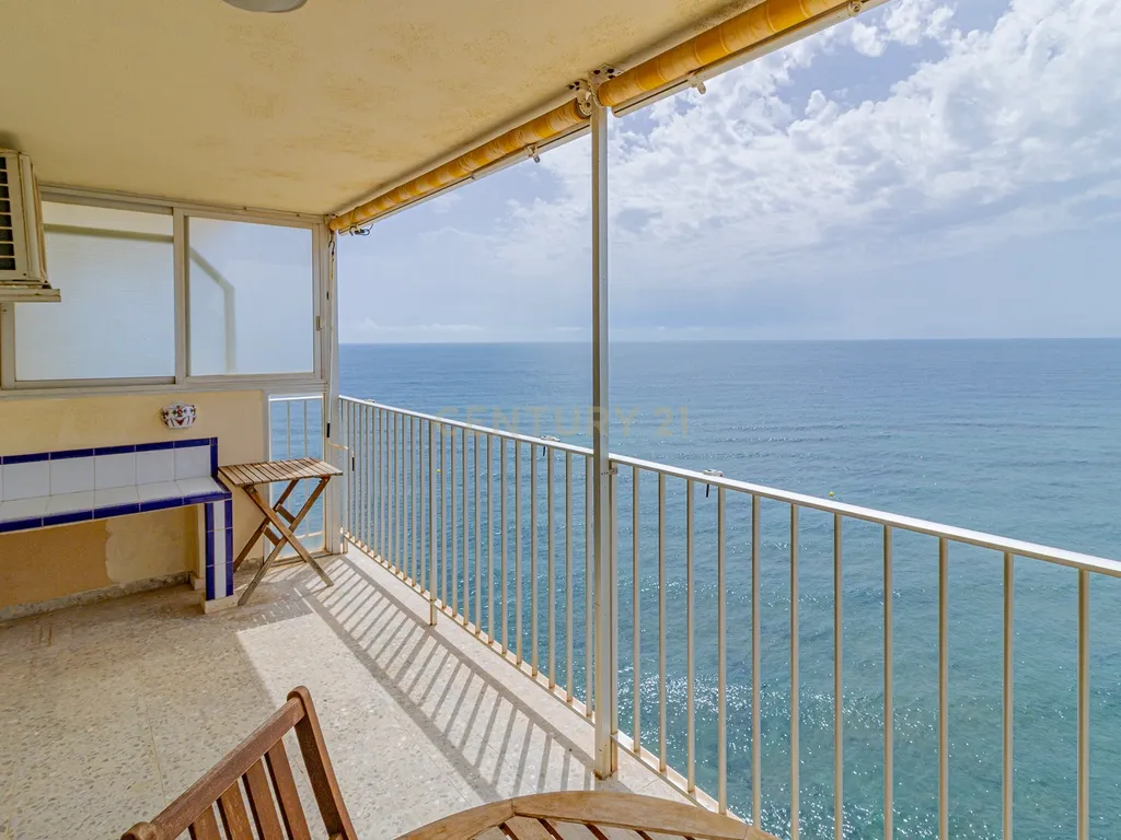 Ático para longa duração em primeira linha de praia em Calpe com vistas espetaculares para o mar - Image 29