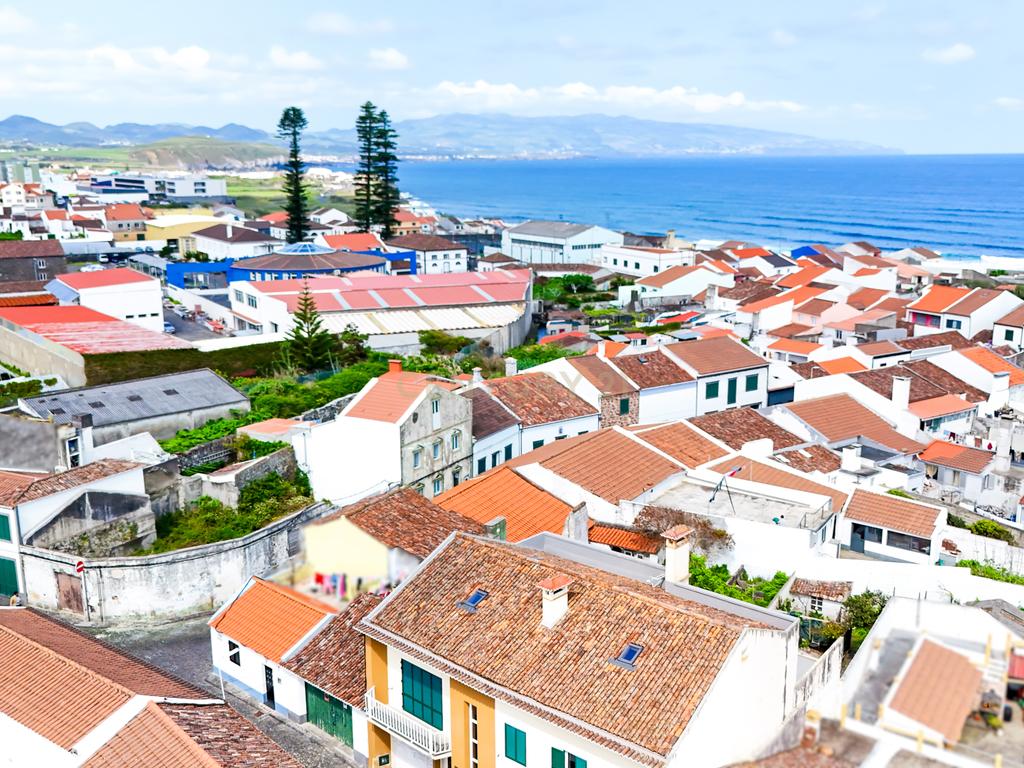 Oportunidade de Investimento - Ruína para Reabilitação no Centro da Ribeira Grande (Matriz) - Image 10