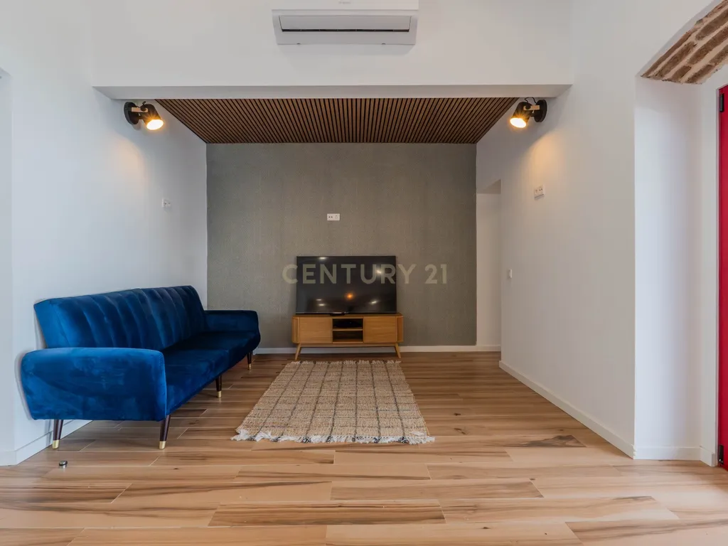 Moradia T2 Premium com Piscina, Suite e Acabamentos de Excelência - Image 15