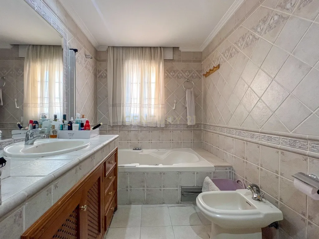 Casa familiar numa zona tranquila e a poucos passos do mar - Image 19