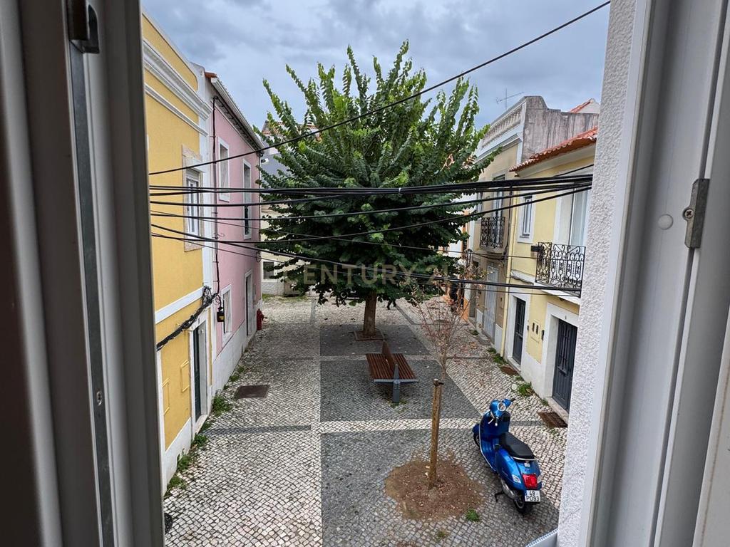 T1 Renovado em Setúbal - Oportunidade Única! - Image 8