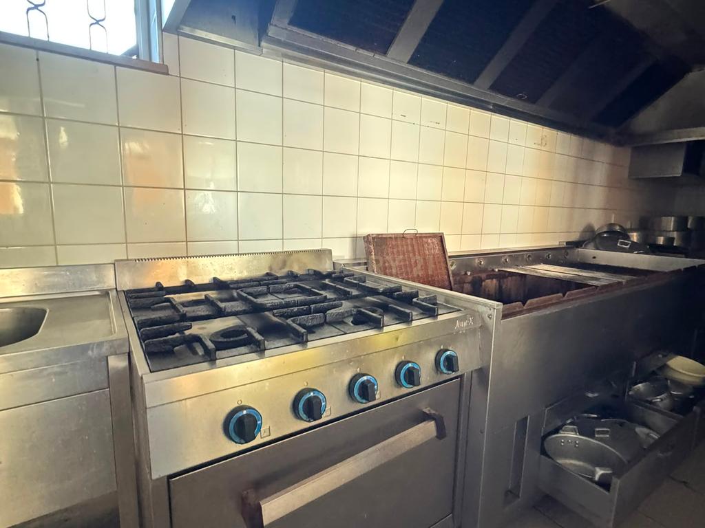 Restaurante Totalmente Equipado e Pronto a Funcionar – Avelar - Image 16