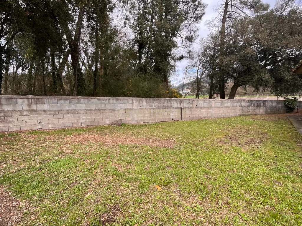 Espetacular Moradia T3 com Jardim em Viana do Castelo - Image 7