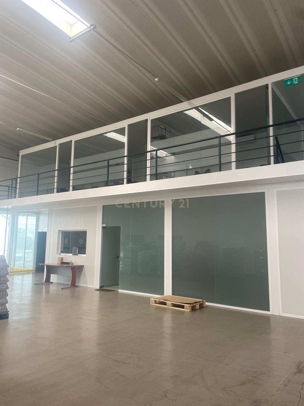 Fotografia 5 de Centro Logístico e Industrial Renovado | 1.294 m² | Câmaras de Frio e Congelação | Sobral de Monte Agraço