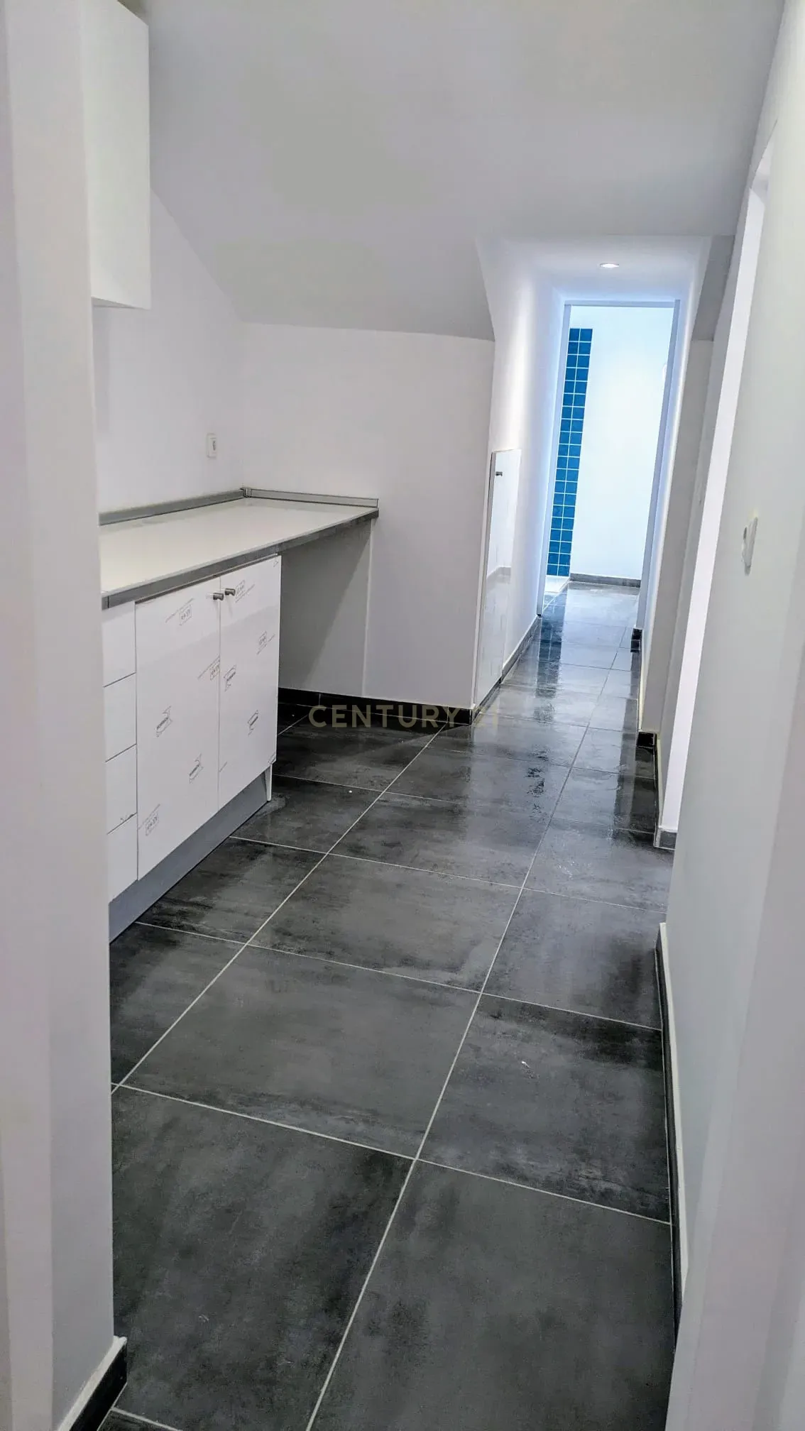 Fotografia 9 de Apartamento T2 no vibrante bairro de Benfica