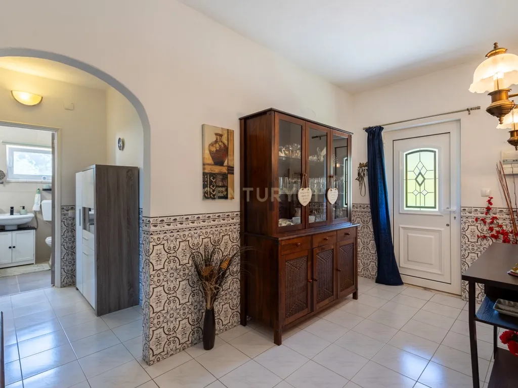 Quinta de 1ha vedada com piscina, jacuzzi, pomar e vista panorâmica em Olalhas, Tomar - Image 7