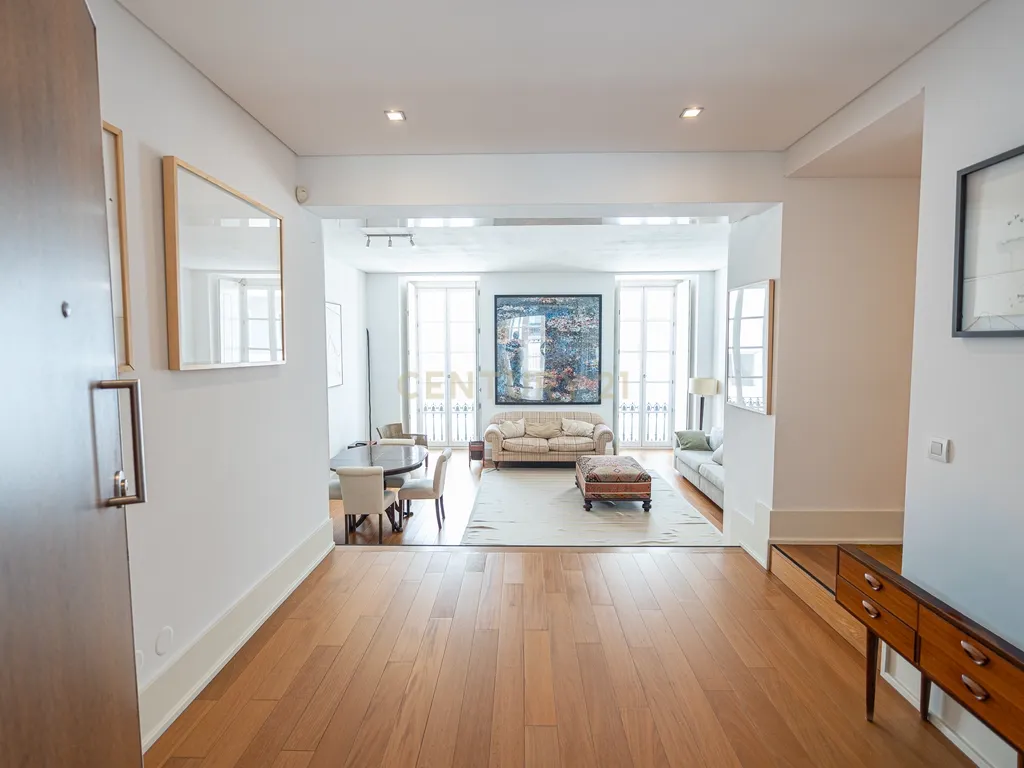 Apartamento Vibrante no Chiado - Image 3