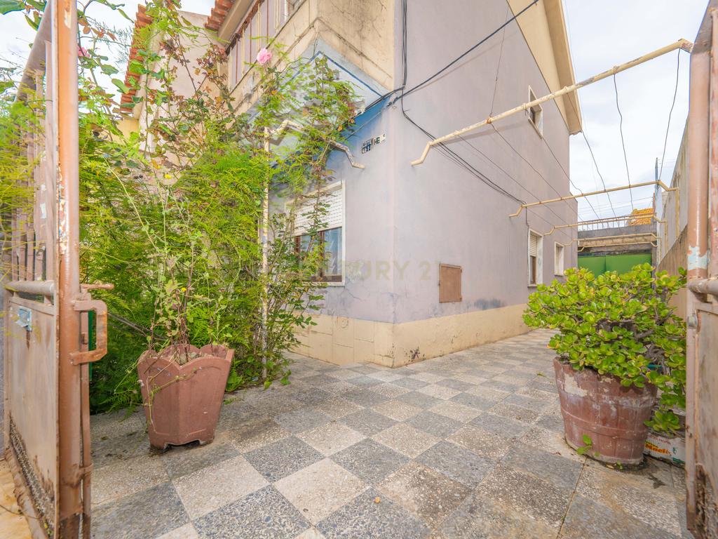 Moradia T3, com Varanda e Espaço Exterior, no Peixe Frito, em Setúbal - Image 3