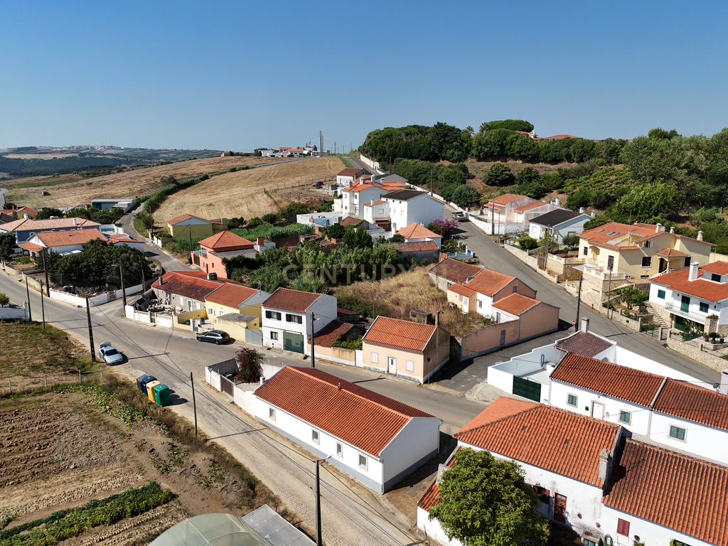 Moradia T2 térrea perto da praia da Areia Branca - Lourinhã - Image 2