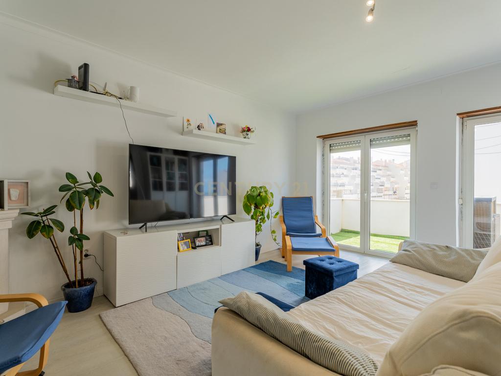 T2 renovado com Varanda, Vista Mar e Box privativa em Santa Cruz - Image 33