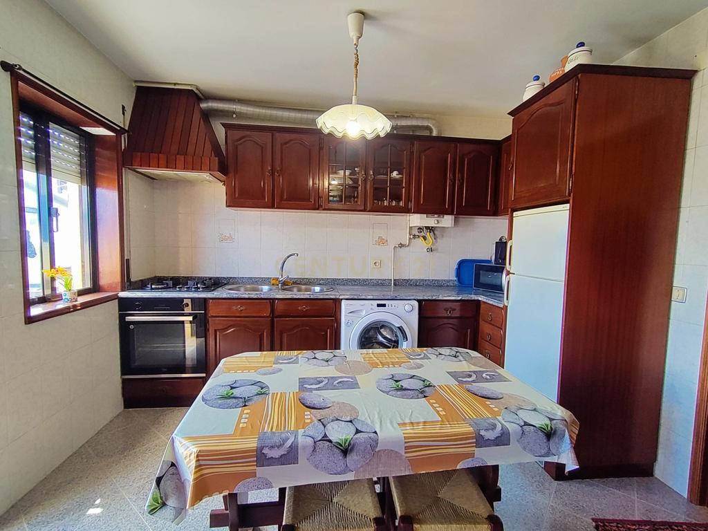 🏠 Moradia com Alta Rentabilidade nas Caxinas – Vila do Conde - Image 11