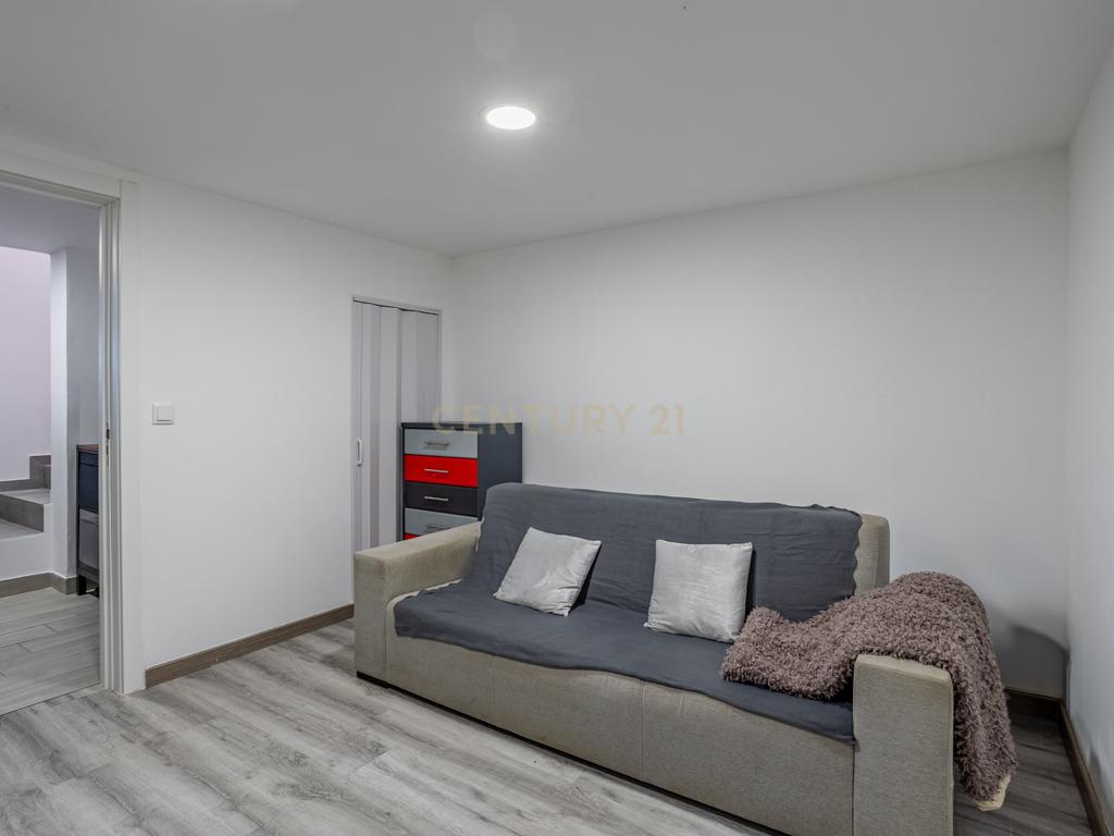 Moradia T3 Nova com vista desafogada em  Vialonga - Image 13