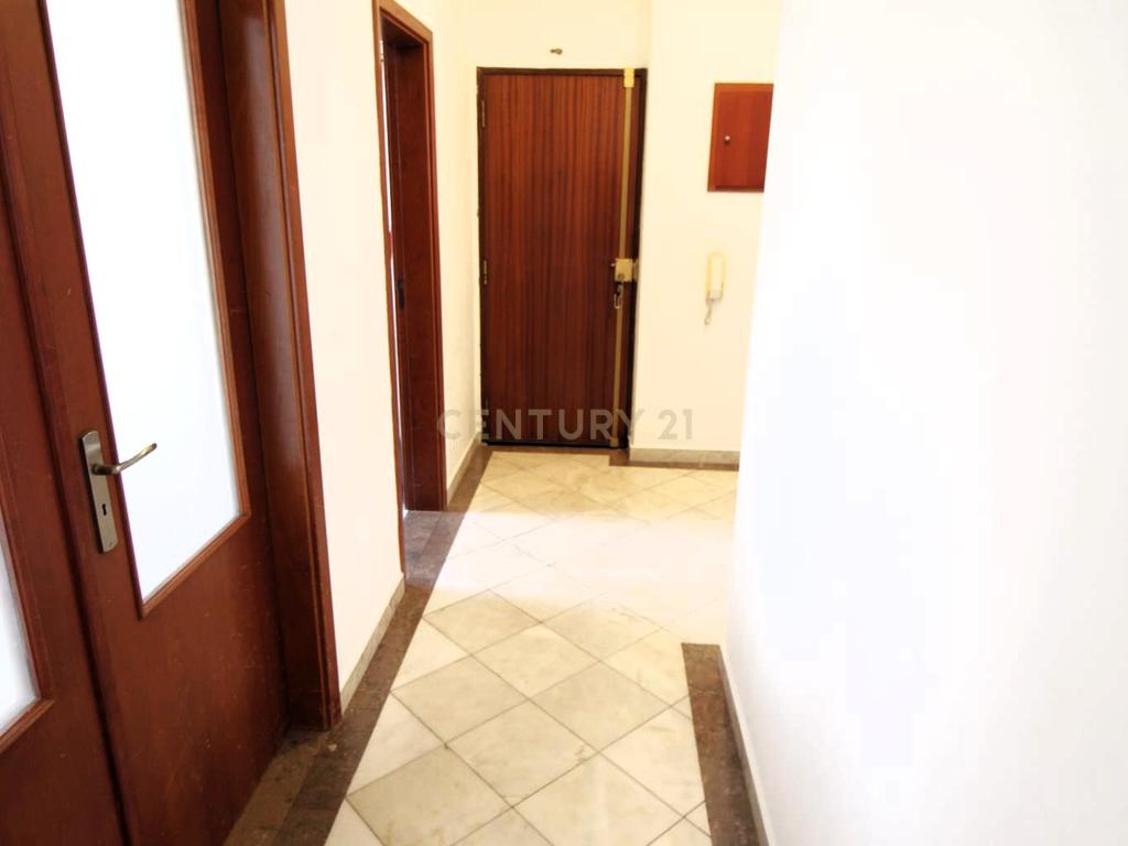 Apartamento T3 com Vista Serra em Alcabideche – Cascais - Image 17