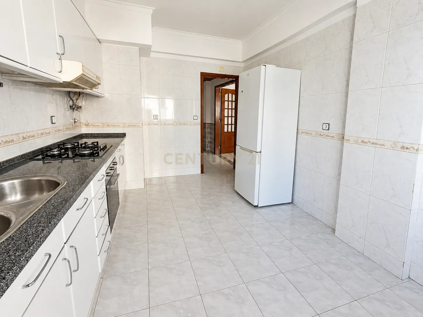 Apartamento T2 à venda em Massamá e Monte Abraão, Sintra — foto 13