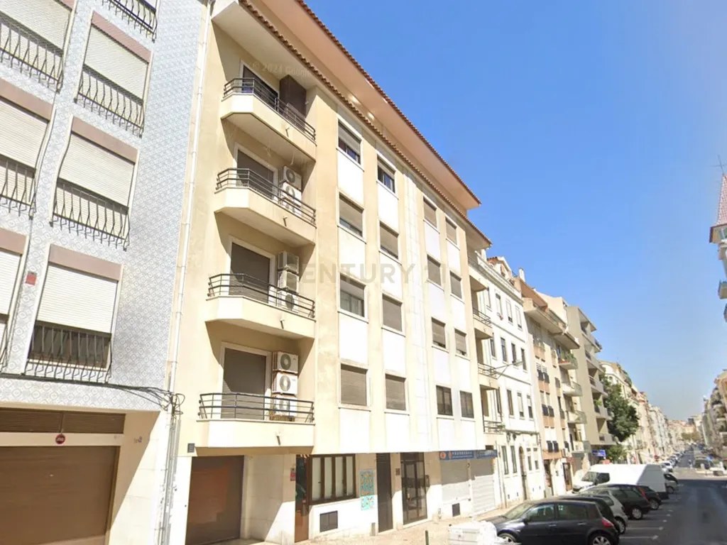 Apartamento T4 para arrendamento na freguesia de Arroios, em Lisboa - Image 26