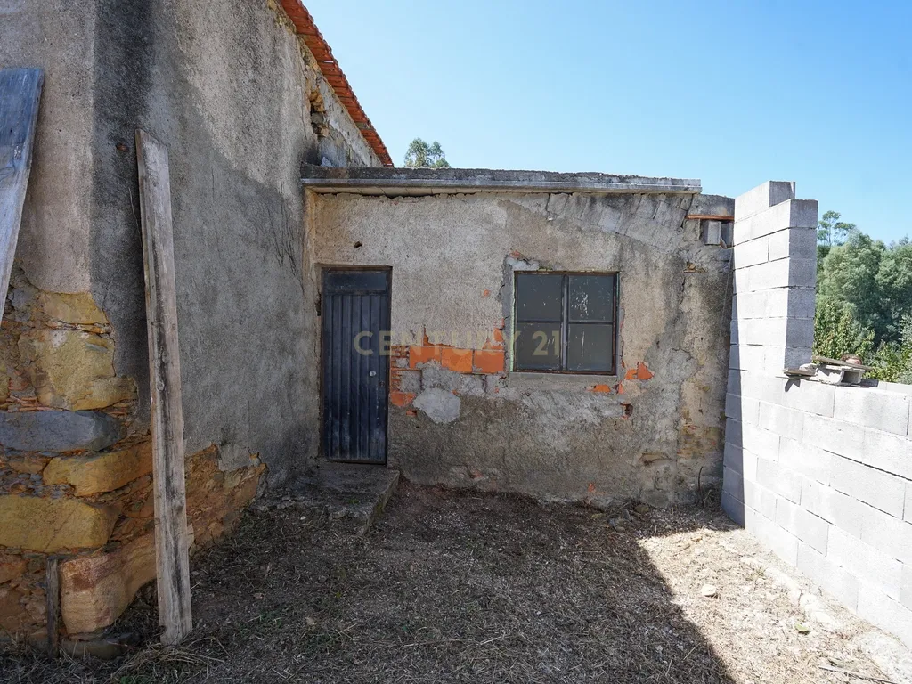 Casa Usada em Arrifana, Vila Nova de Poiares - 109m² por 24.900€ - Image 16
