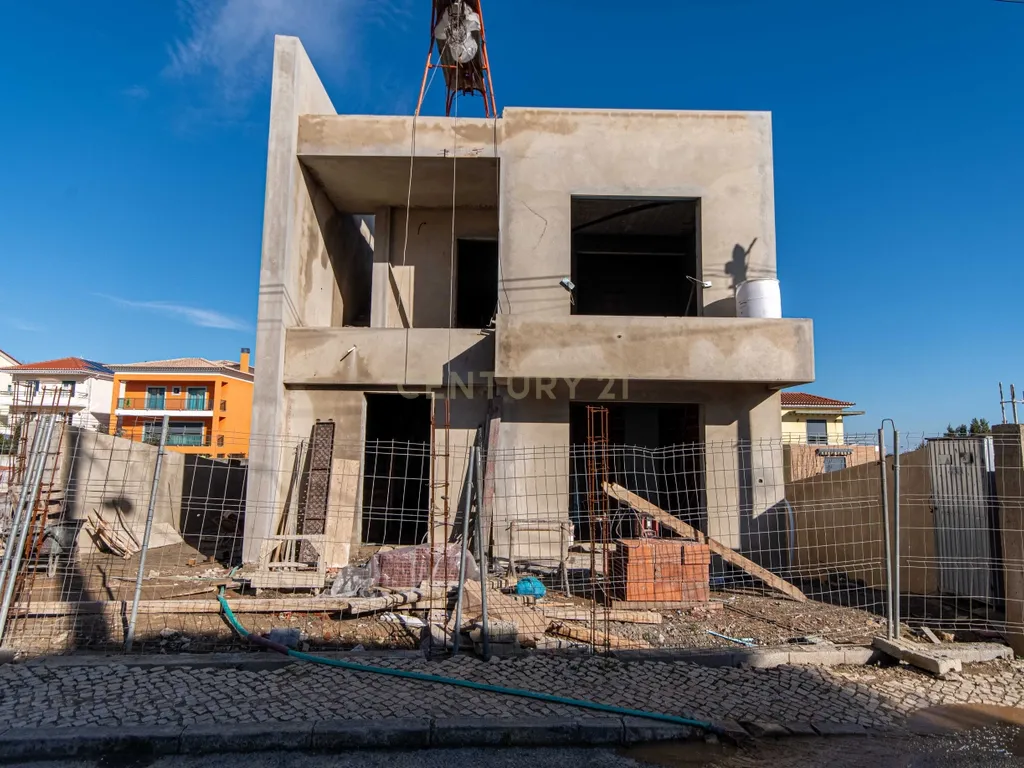 Moradia de Luxo T4 com Rooftop | Nova Construção | São Domingos de Rana – Cascais - Image 13