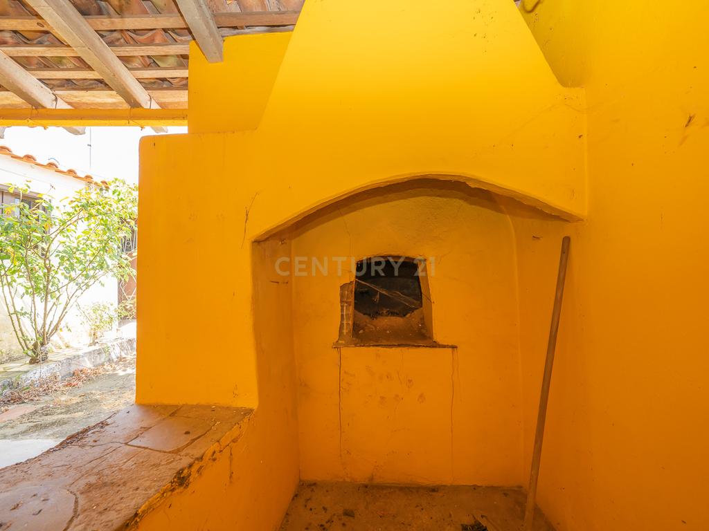 Moradia T2 para Remodelação Total em Vale de Açor de Cima – Mértola - Image 3