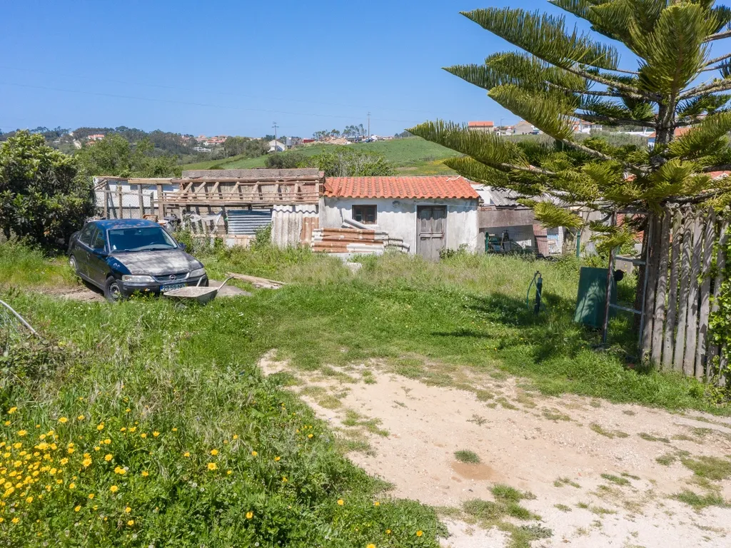 À procura de espaço para investir, fugir aos fins de semana ou começar um projecto a dois? - Image 41