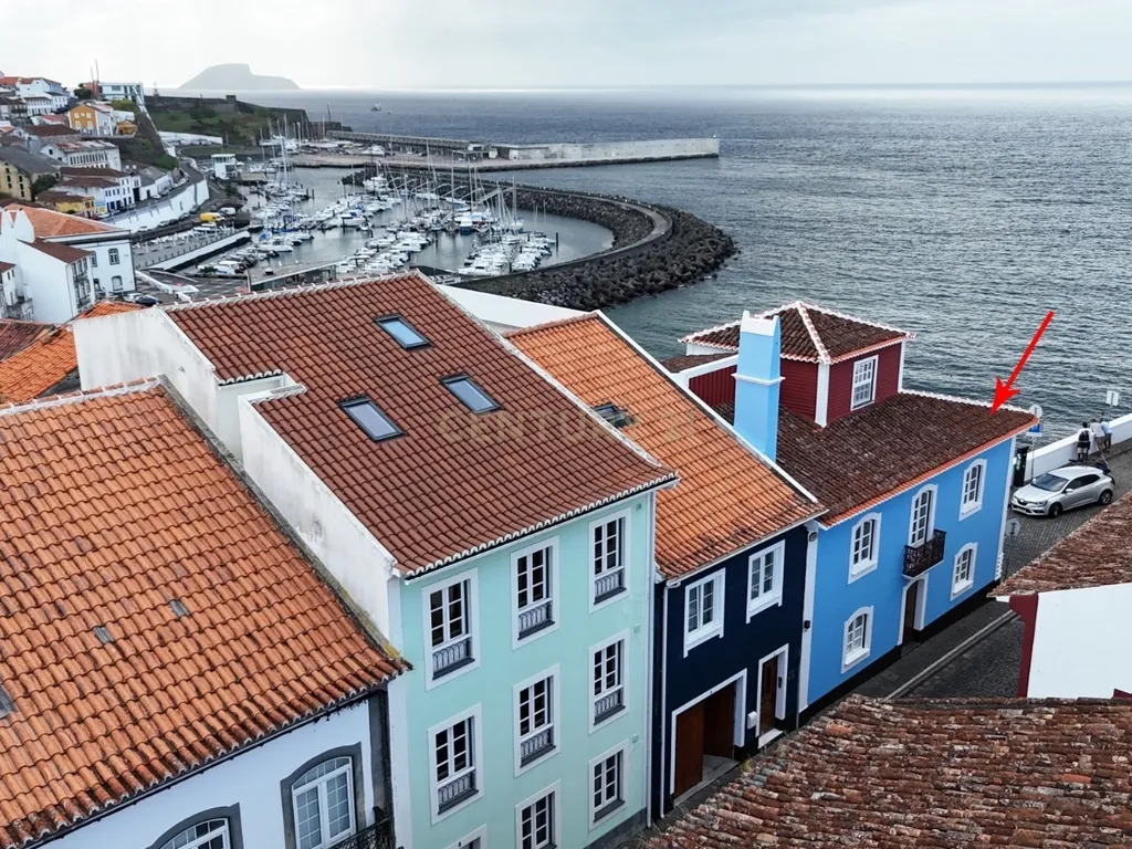 Luxuosa Moradia com Vista Mar em Angra do Heroísmo - Image 14