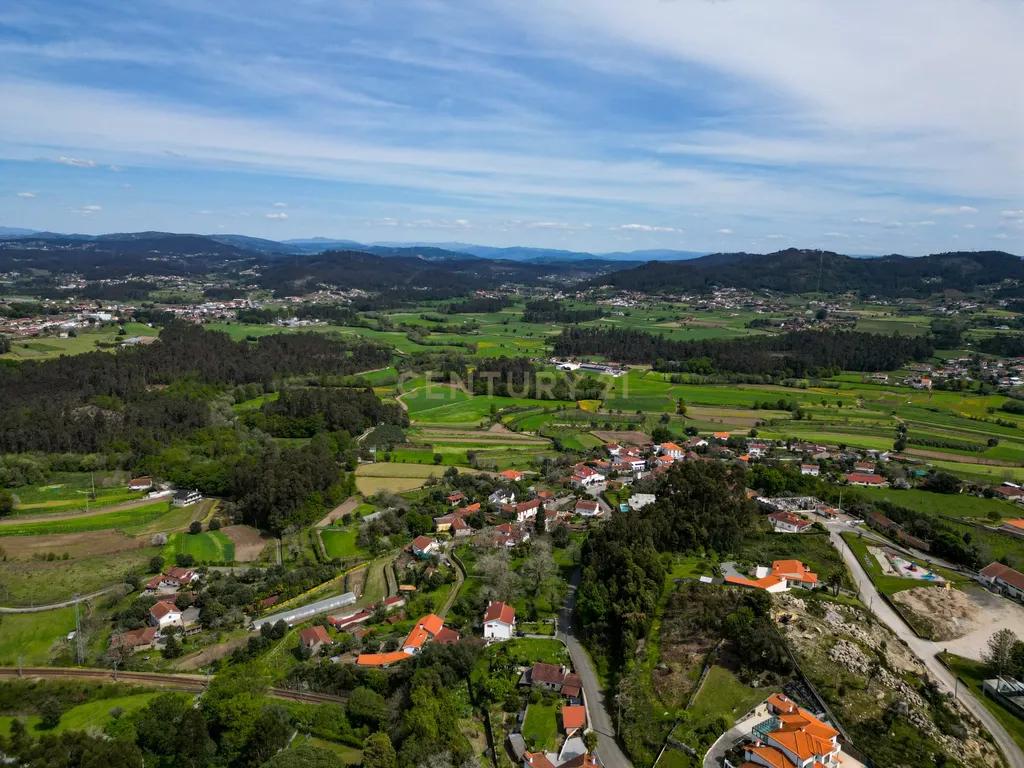 Terreno de construção em Braga, Barcelos - Oportunidade Única! - Image 4