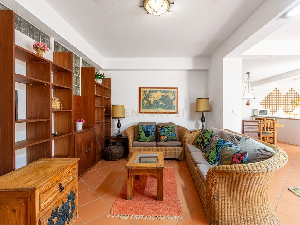 Apartamento T0+2 perto da praia na Ericeira! - Image 11