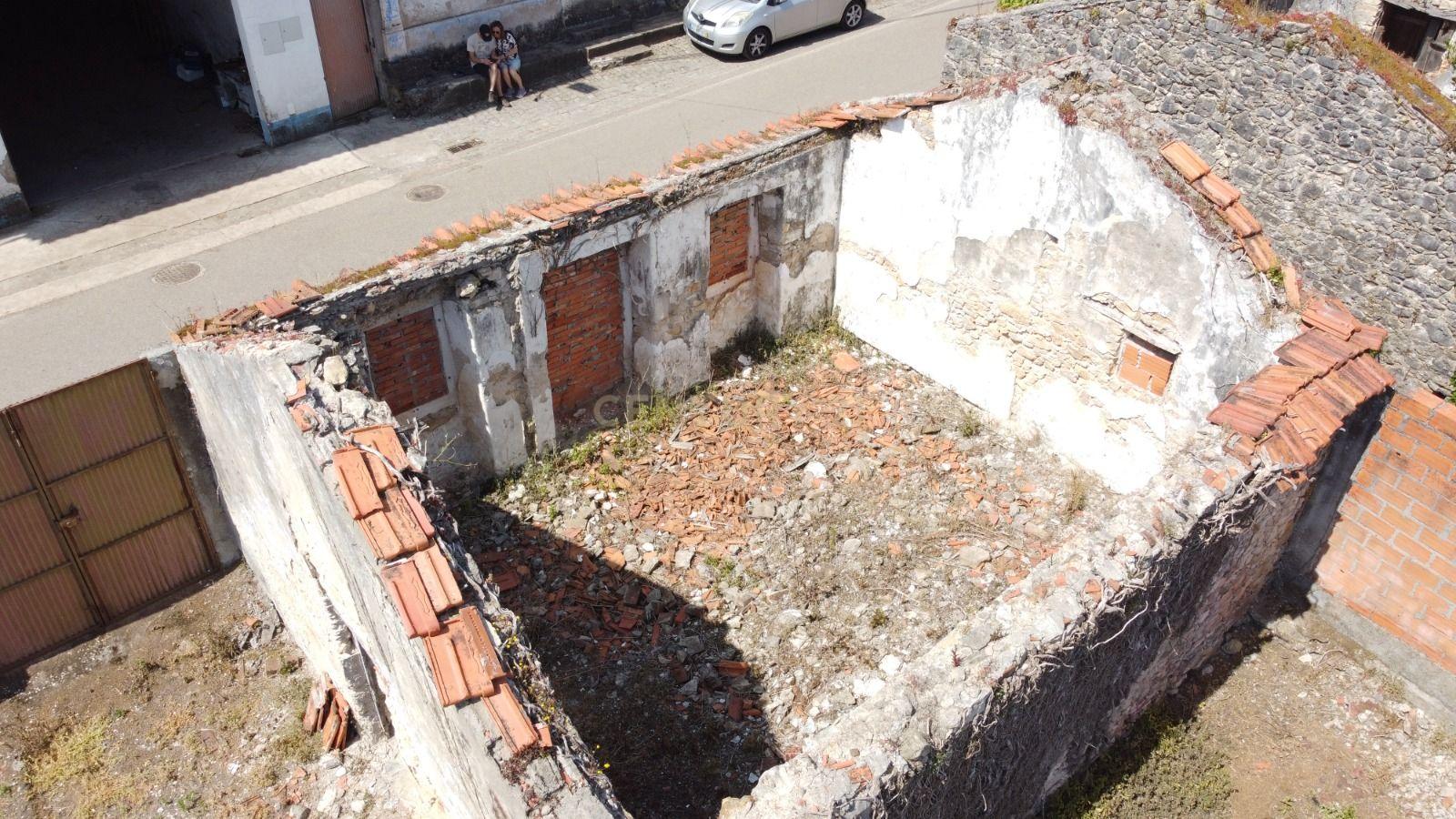 Fotografia 6 de Ruina com Potencial em Coz, Alcobaça - 150m²