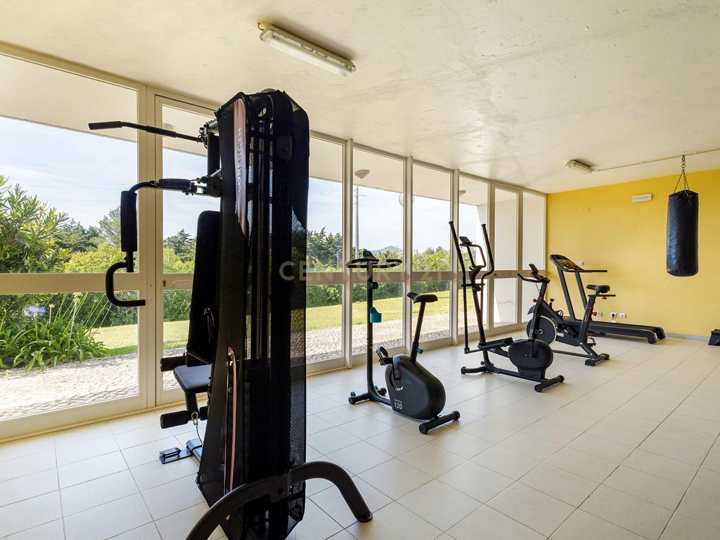 Apartamento T2 mobilado | Condomínio com Piscina - Image 22