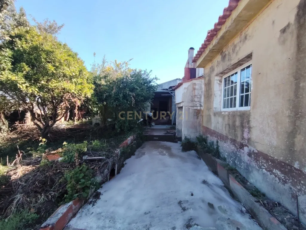 Casa para restauro em Angeja, Albergaria a Velha - Image 1