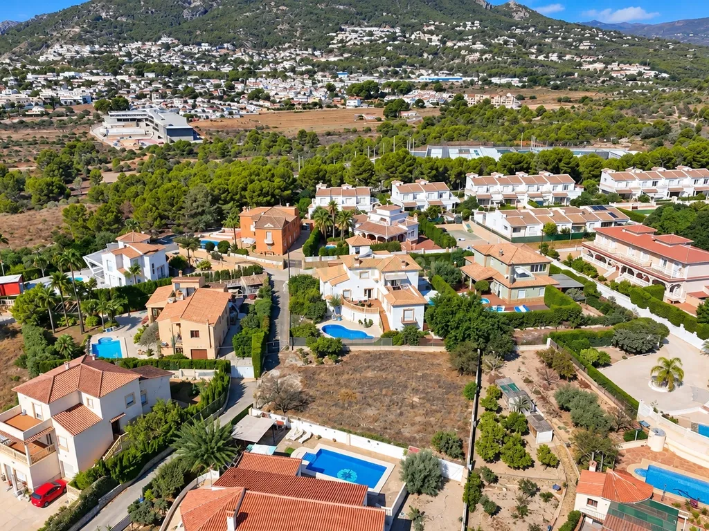 Terreno urbano em Garduix, Calpe, ideal para construir uma moradia independente à medida - Image 5