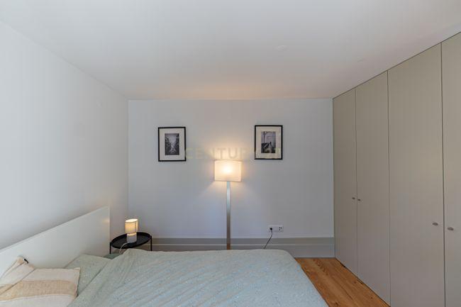 Apartamento T1 de charme com jardim no centro do Porto - Image 12