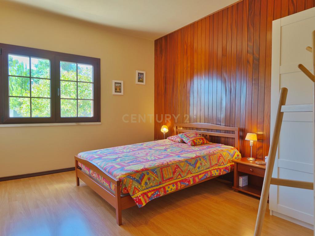Casa T5 na Verdizela - Qualidade e Exclusividade - Image 17