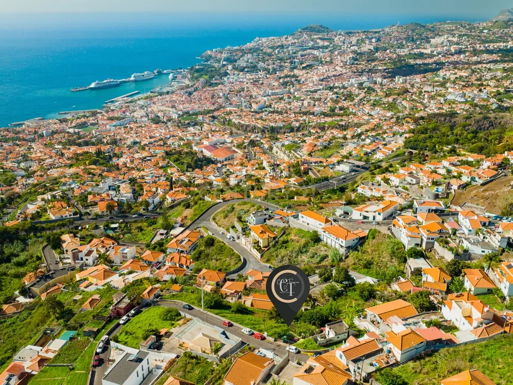 Terreno Urbano com Ruína e Vista Mar na Boa Nova - Image 7