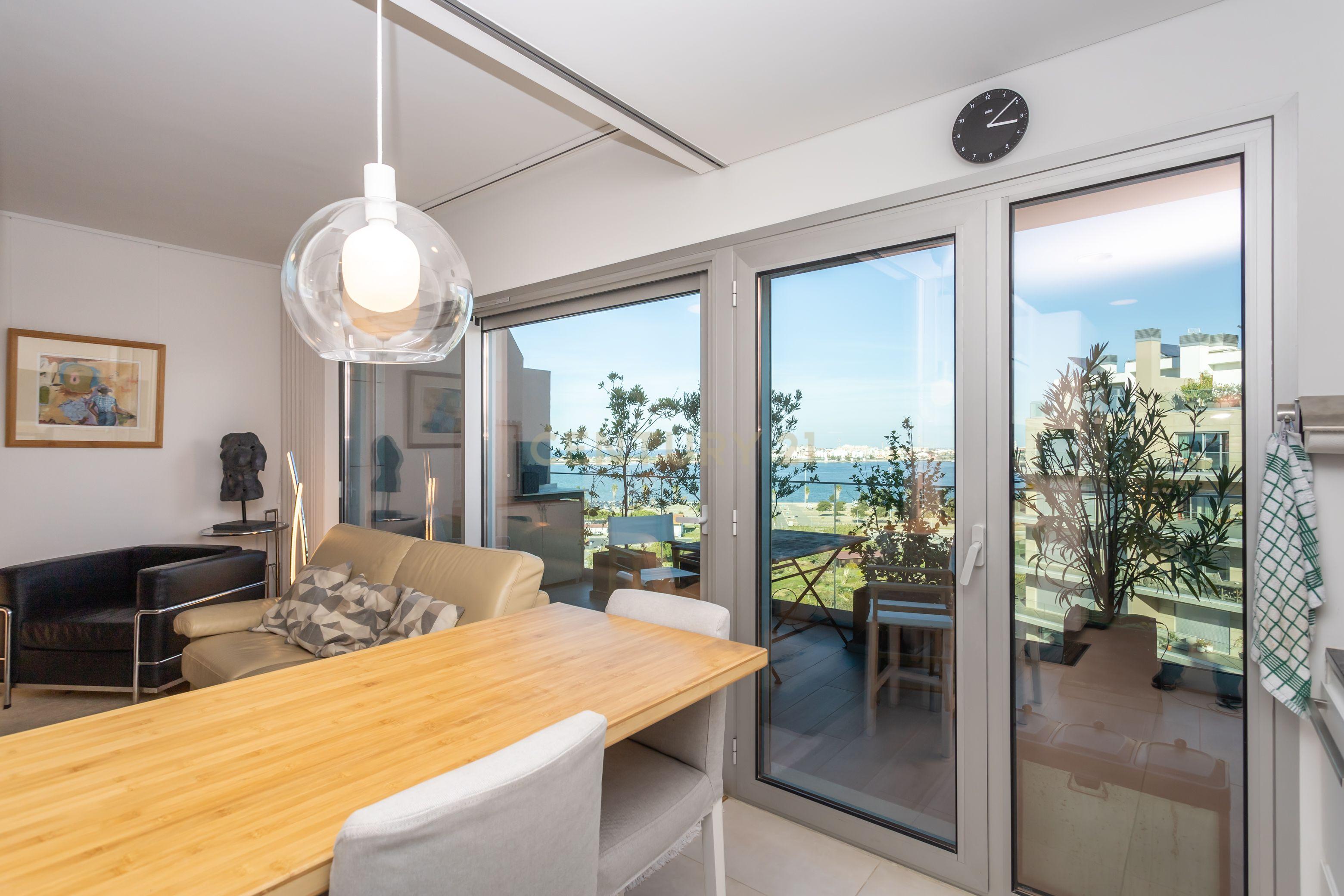 Apartamento T4 Duplex | Quinta da Trindade, Seixal - Image 8