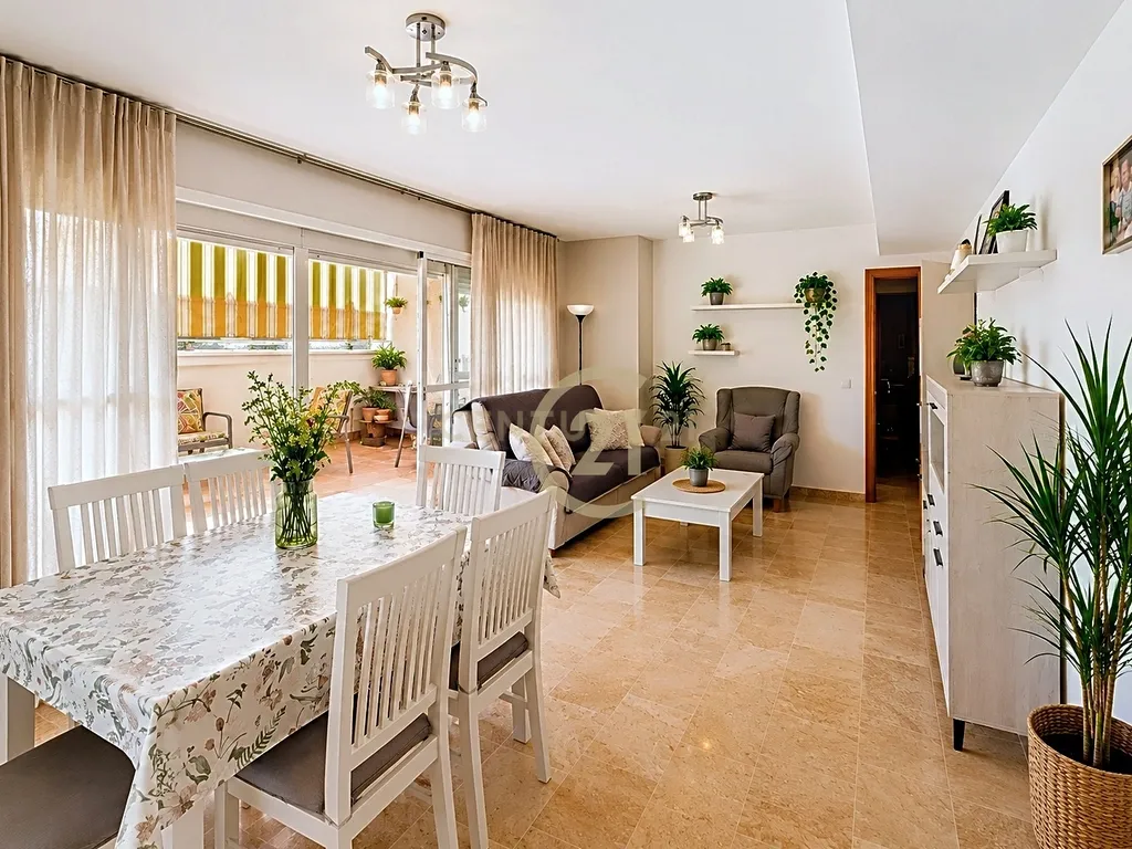 Cobertura de 5 Quartos com Terraço e Churrasqueira: Ideal para Família Numerosa ou Segregação em 2 Habitações! - Image 74