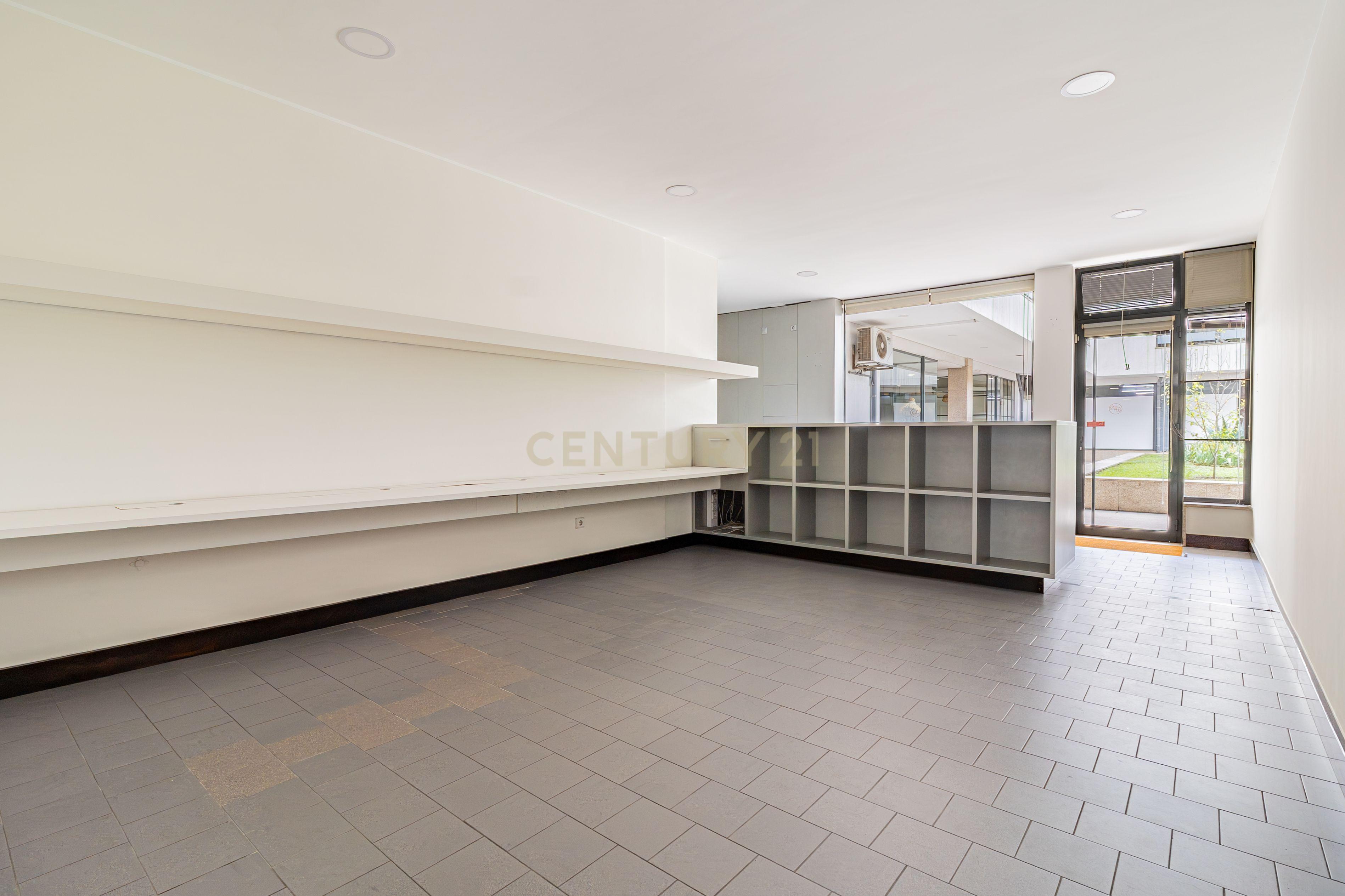 Fotografia 10 de Espaço comercial para arrendamento no Centro de Braga | Oportunidade