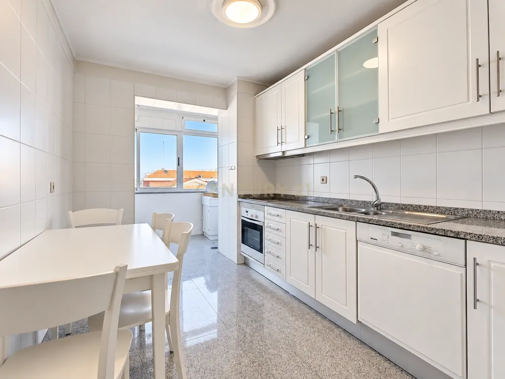 BAIXA DE PREÇO | Apartamento T2 em Cedofeita, Porto - Oportunidade Única! - Image 13