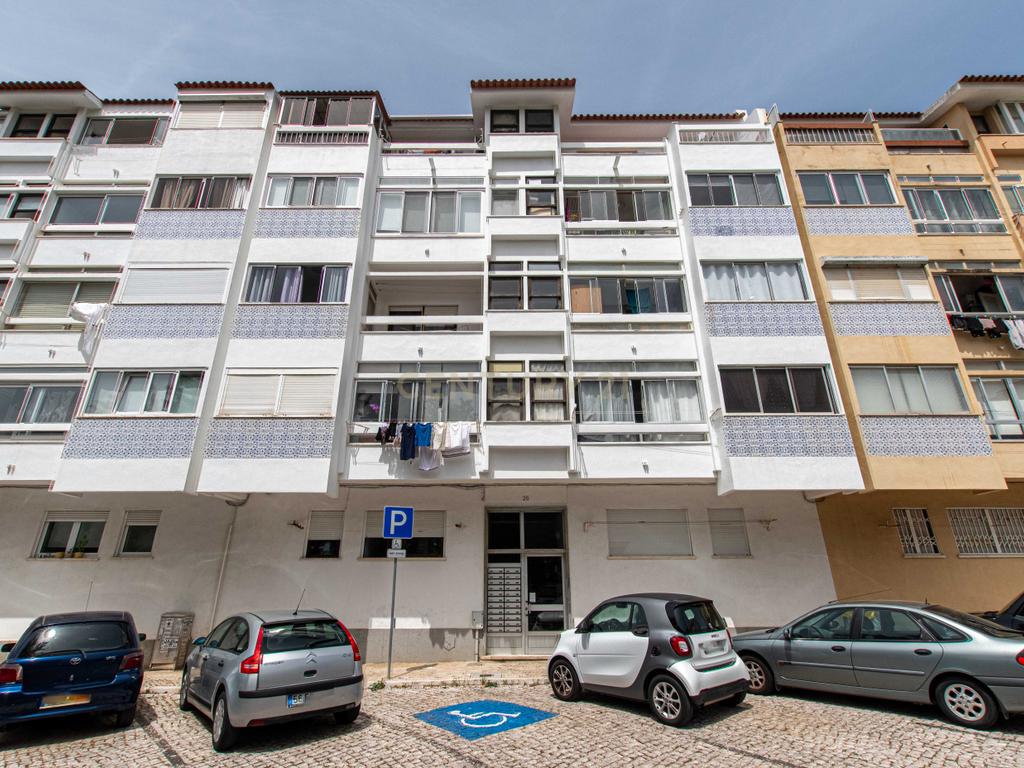 T1 c/ Varanda Cascais - Image 19