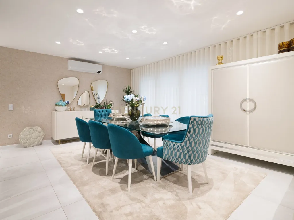 Moderna Moradia T3 em Caneças com Piscina - Image 9