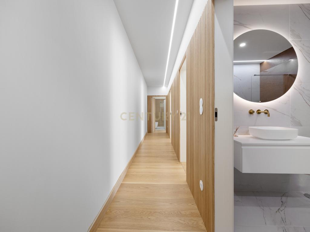 Luxuoso apartamento T3 no Centro de Setúbal e a 300m da praia - Image 13