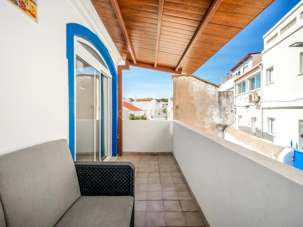 Moradia T3 renovada no centro histórico de Albufeira /200 metros da praia - Image 19